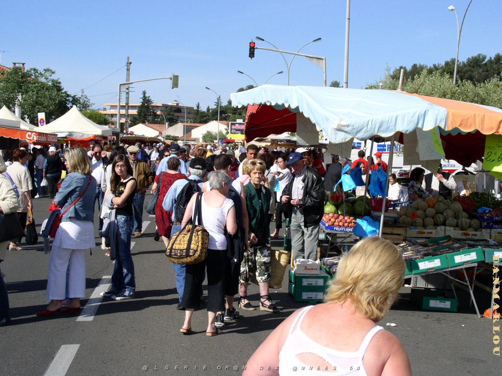 NIMES 25 MAI 2006 A  P1010008.JPG